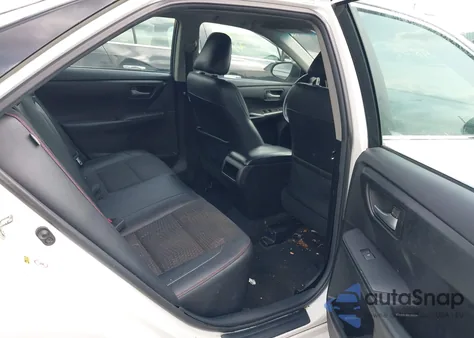 2015 Toyota Camry Se z USA, uszkodzony, nr VIN 4T1BF1FK2FU020723